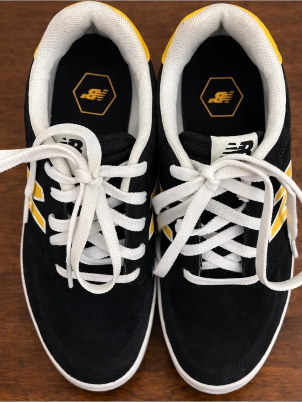 New Balance Numeric 425 Black Yellow Gum Skate Sneakers Women’s 8